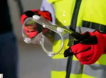 Carlos Ópticos - Lentes de seguridad