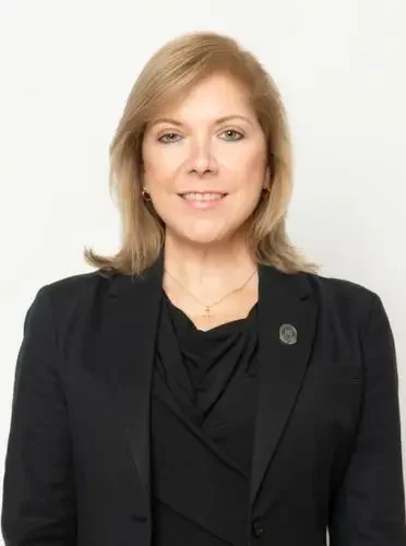 Dra. María del Roble Torres Adame